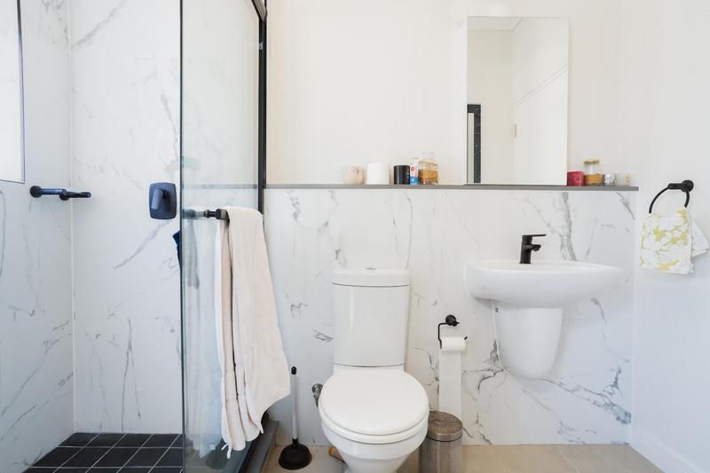 2 Bedroom Property for Sale in The Huntsman Western Cape